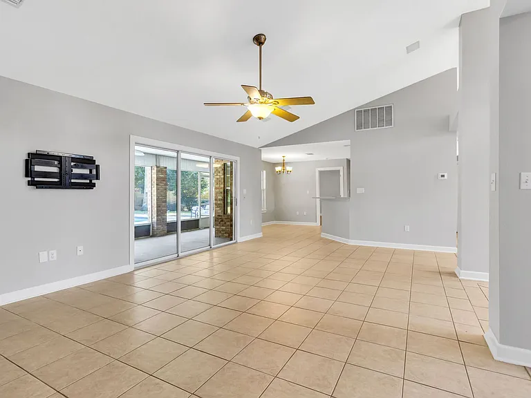 4429 Southminster Cir — Photo 27