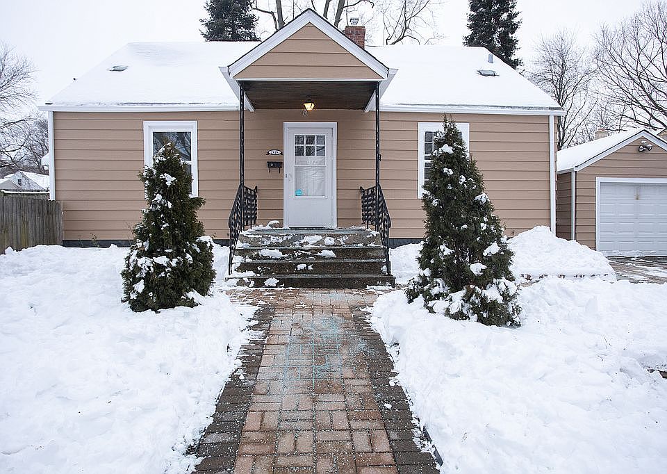 1st image of 2819 12th Ave