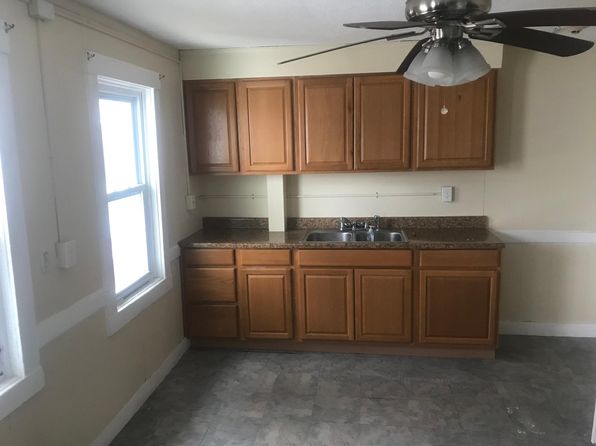 11 Esmond St APT 2