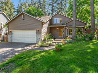 15555 Heritage Ct, Lake Oswego, OR 97035
