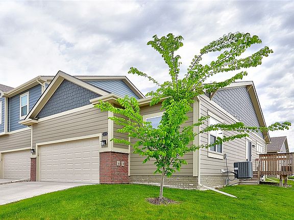 4th image of 1413 SW Parkridge Ln
