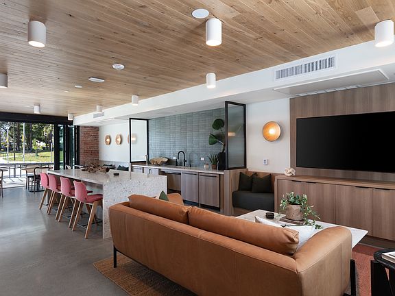 Clubroom at Star Harbor Apartments & Townhomes in Alameda, CA.
