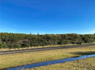 942 Ocean Shores Blvd, Ocean Shores, WA 98569