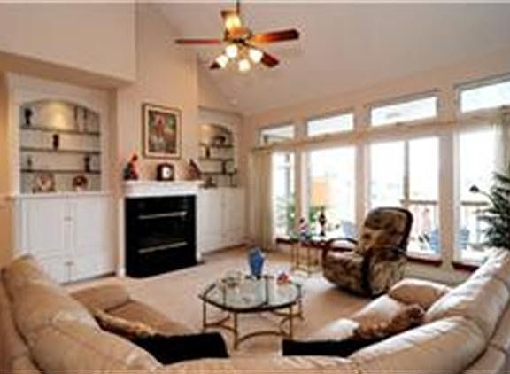 4th image of 1414 Bamboo Dr