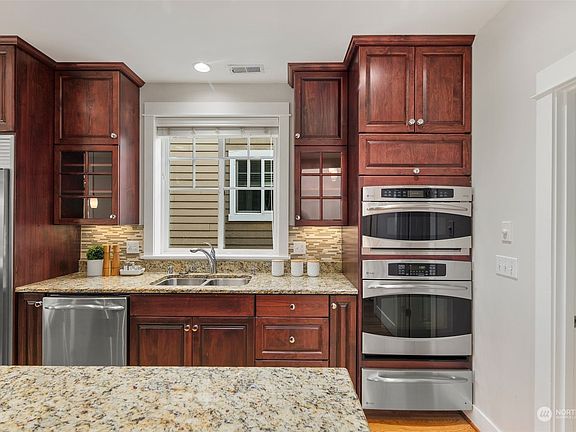 4th image of 6555 51st Avenue S