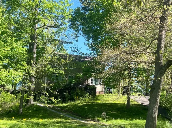 560 E Timberbrook Est, Shelbyville, IN 46176