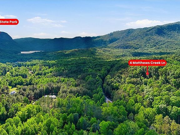 2nd image of 4 Matthews Creek Ln