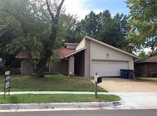 9604 E 26th St, Tulsa, OK 74129