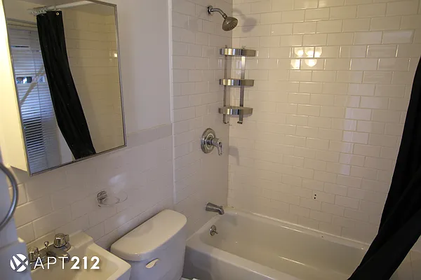 Rented by APT212 INC | media 29