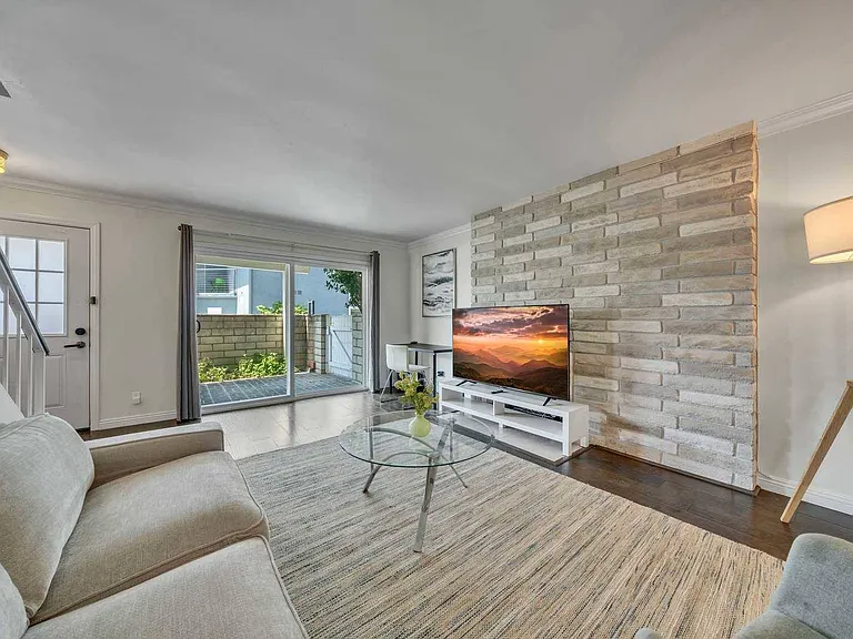 850 Arcadia Ave #4 — Photo 6