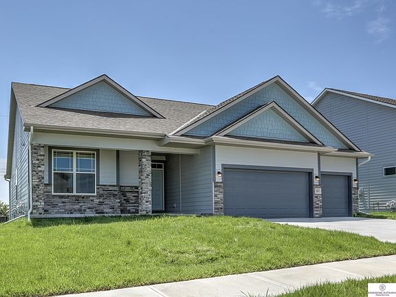 2nd image of 20807 Jeannie Ln
