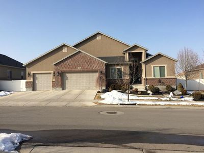 397 E Sandy Oaks Dr, Sandy, UT, 84070
