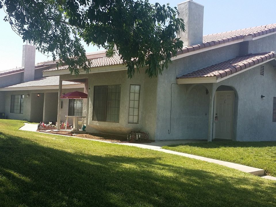 2nd image of 43721 8th St E