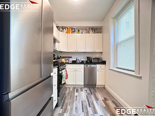264 Kelton St #2 Photo 1