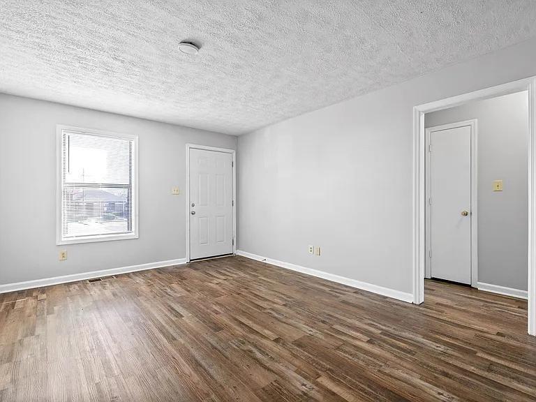 Stephanie Drive-122 — Photo 5