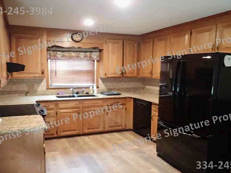 300 Chickasaw Rd — Photo 5