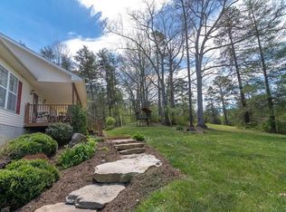 53 Bloomingdale Dr, Alexander, NC 28701