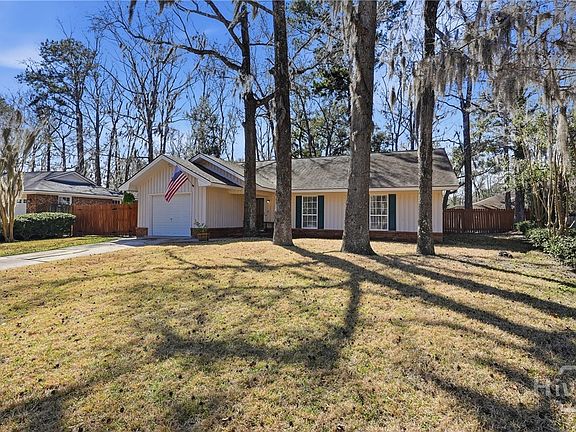 2nd image of 15 Barrington Circle