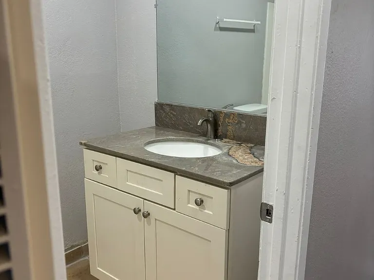 227 E 2nd St #4 — Photo 6