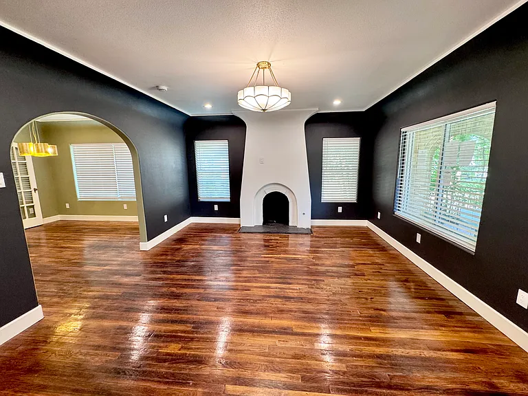 1020 E Terrell Ave — Photo 6