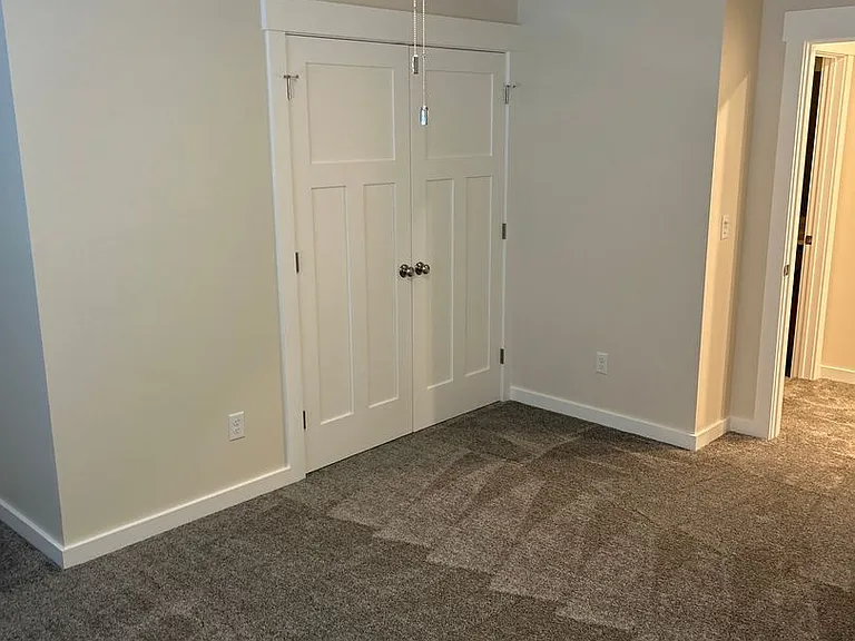 711 Black Diamond St — Photo 13