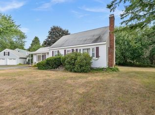 107 Beach St, Foxboro, MA 02035