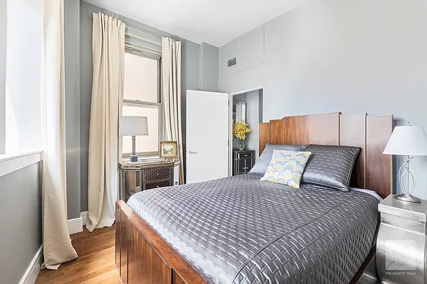 Sold by Compass | media 3