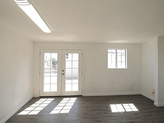 5th image of 1040 Mojave Dr