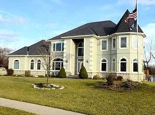 3708 Top Flite Ln, Mason, OH 45040