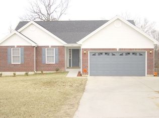 1022 Sulphur Spring Rd, Manchester, MO 63021
