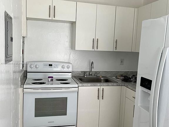 4th image of 5194 NW 15th Ave #2