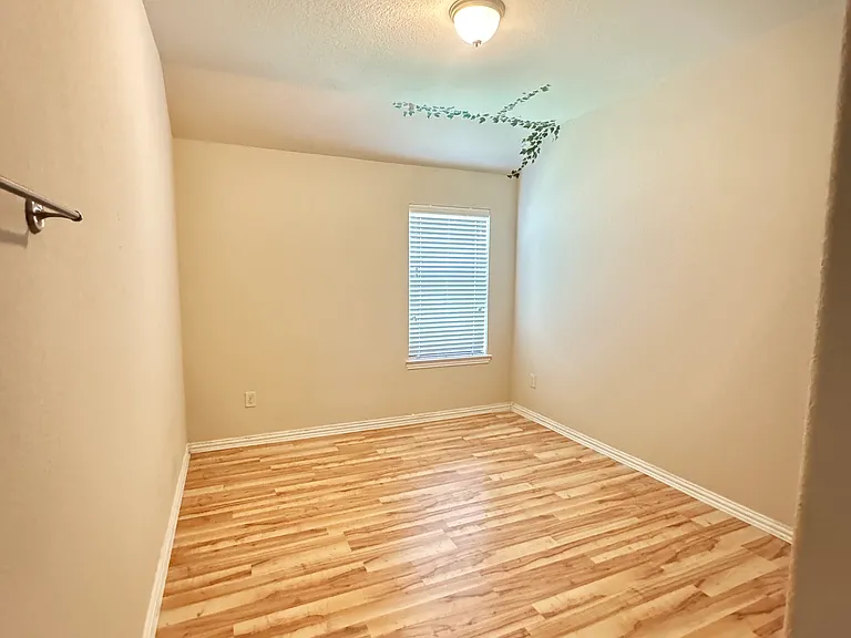 11931 Green Colling Park Dr — Photo 14