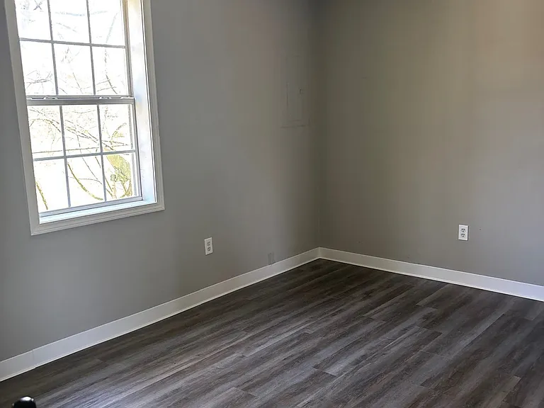 1266Fairground Rd Brownsville — Photo 10