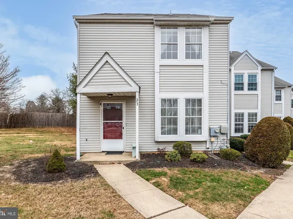 23 Maple Dr, Conshohocken, PA 19428