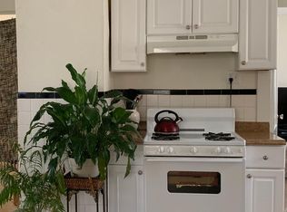 197 Helen St, Hamden, CT 06514