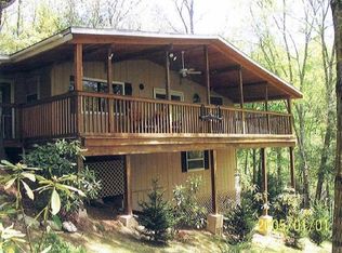 689 Laurel Knob Rd, Cashiers, NC 28717