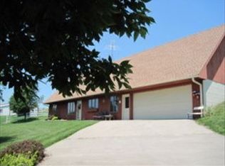 13937 State Rte E, Savannah, MO 64485