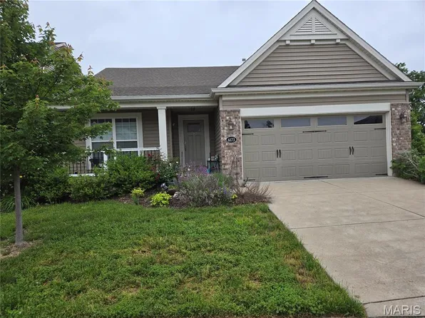 6173 Mackenzie Valley Ct, Saint Louis, MO 63123
