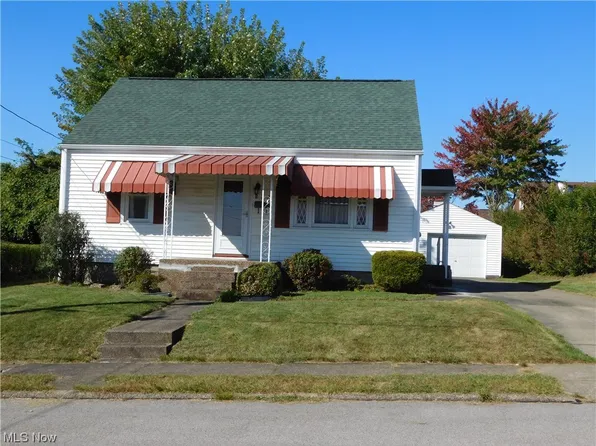 222 Emerson Ave, Weirton, WV 26062