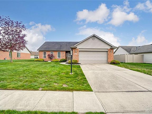 2nd image of 808 Plover Ln