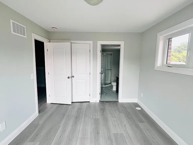 10 S Creek Dr #3 — Photo 6