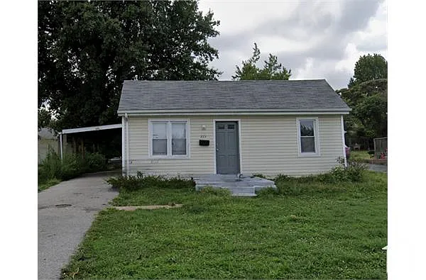 223 La Motte Ln photo 1