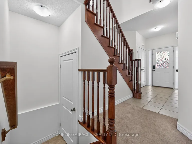 23 Pinot Cres #UPPER — Photo 7
