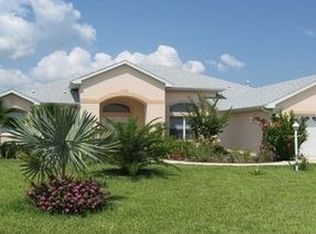 5031 Portsmouth St, Tavares, FL 32778