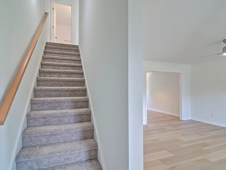 519 Hillcrest Cross Rd — Photo 15