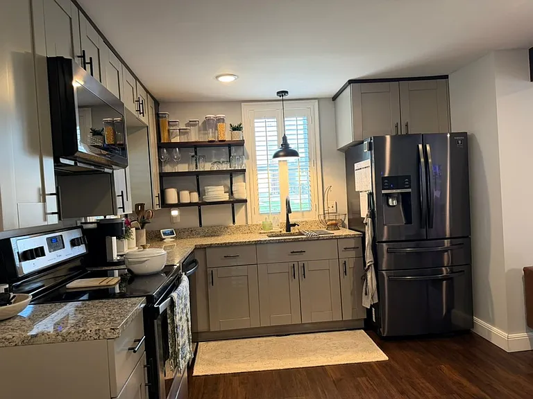 116 S Arch St — Photo 6