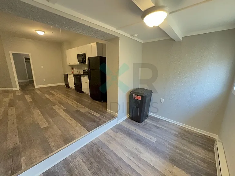 5749 Walnut St — Photo 5
