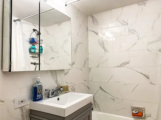 Rented by Compass | media 15