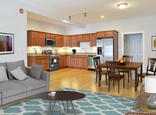 776 Hale St #1, Beverly, MA 01915