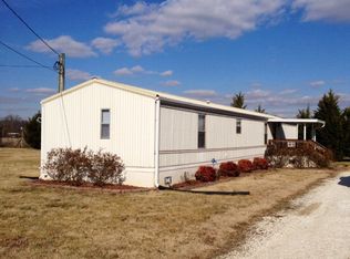 212 W Chestnut St, Puryear, TN 38251